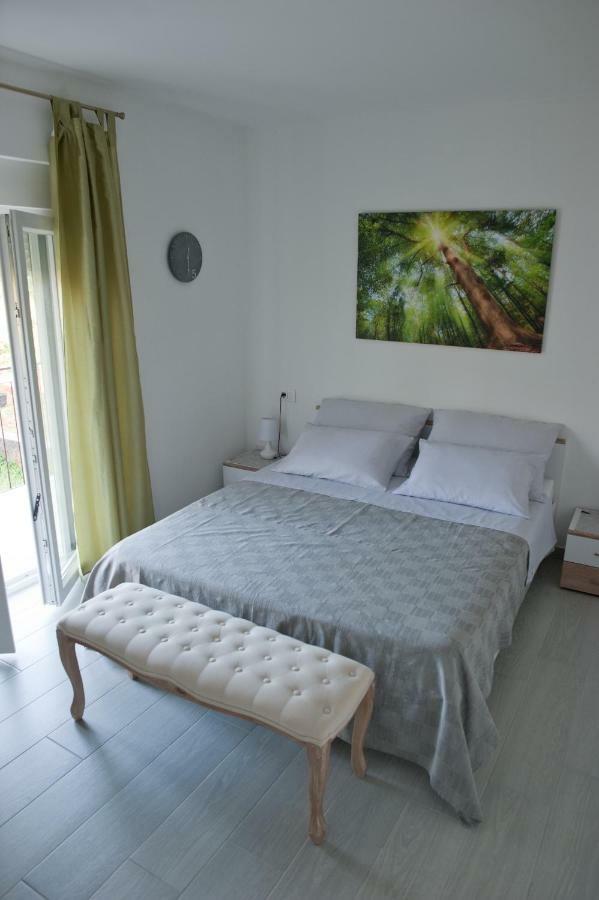 רוביני Apartment Stefania מראה חיצוני תמונה